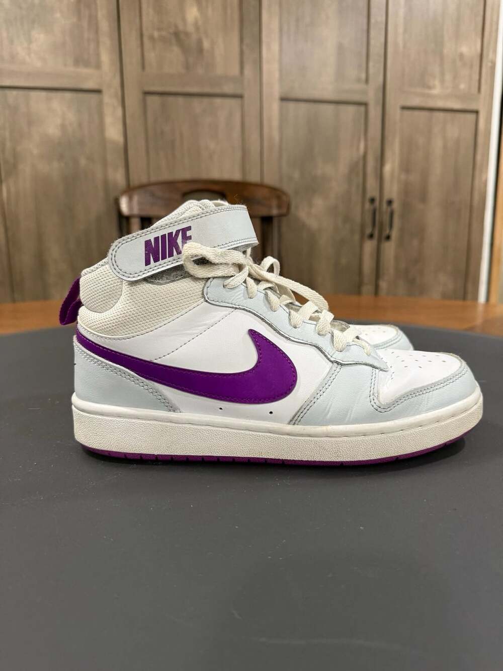 Nike Court Borough Mid 2 Size 6Y Pure Platinum Vivid Purple